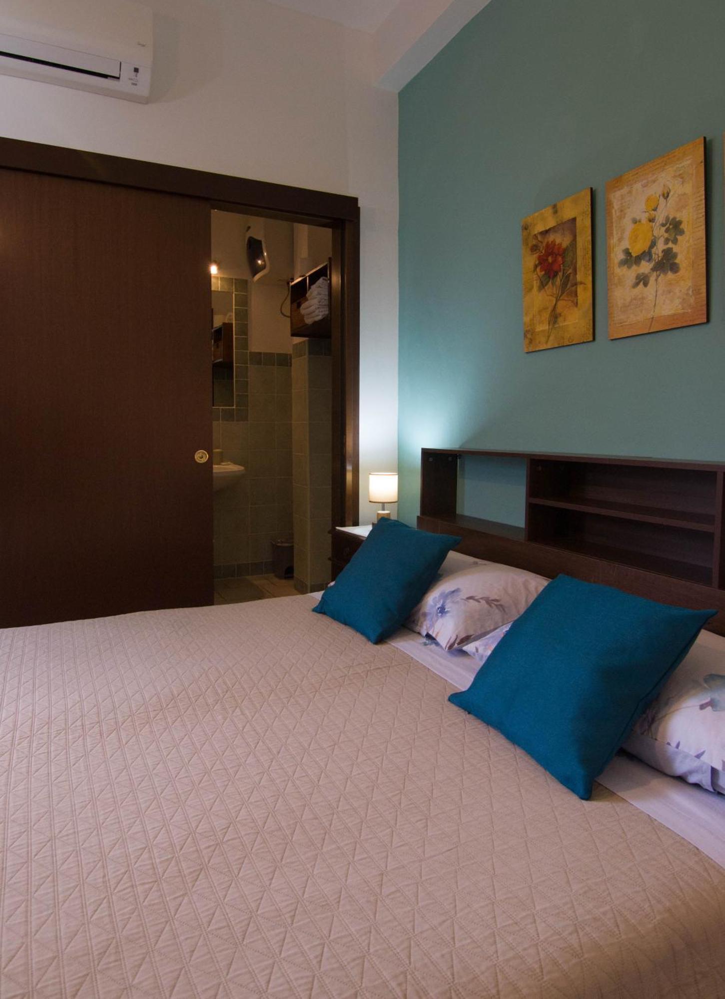 B&B Del Viale Bacu Abis Luaran gambar
