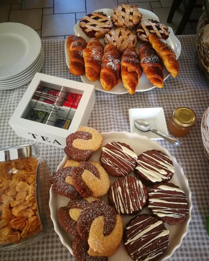 B&B Del Viale Bacu Abis Luaran gambar